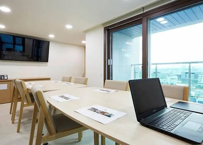 Raonstay In Perla Hotel